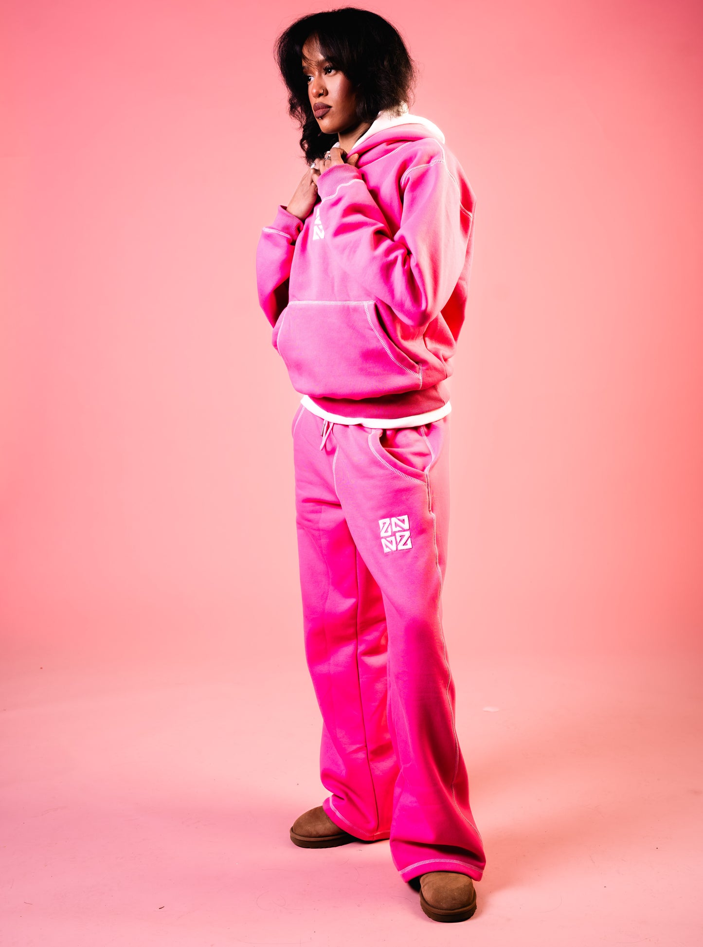 "STITCHNOLILO" SWEATPANTS [PINK]